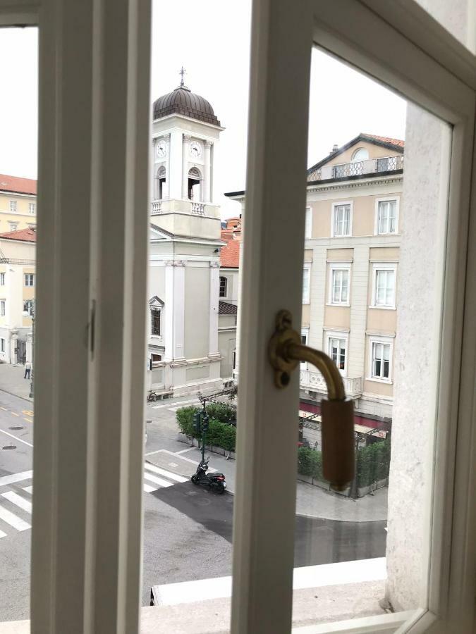 Pep'S Rooms By The Sea Trieste Extérieur photo