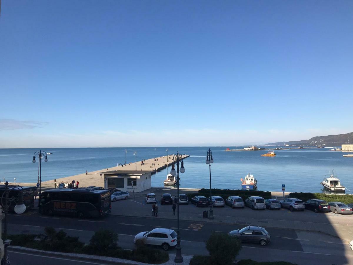 Pep'S Rooms By The Sea Trieste Extérieur photo