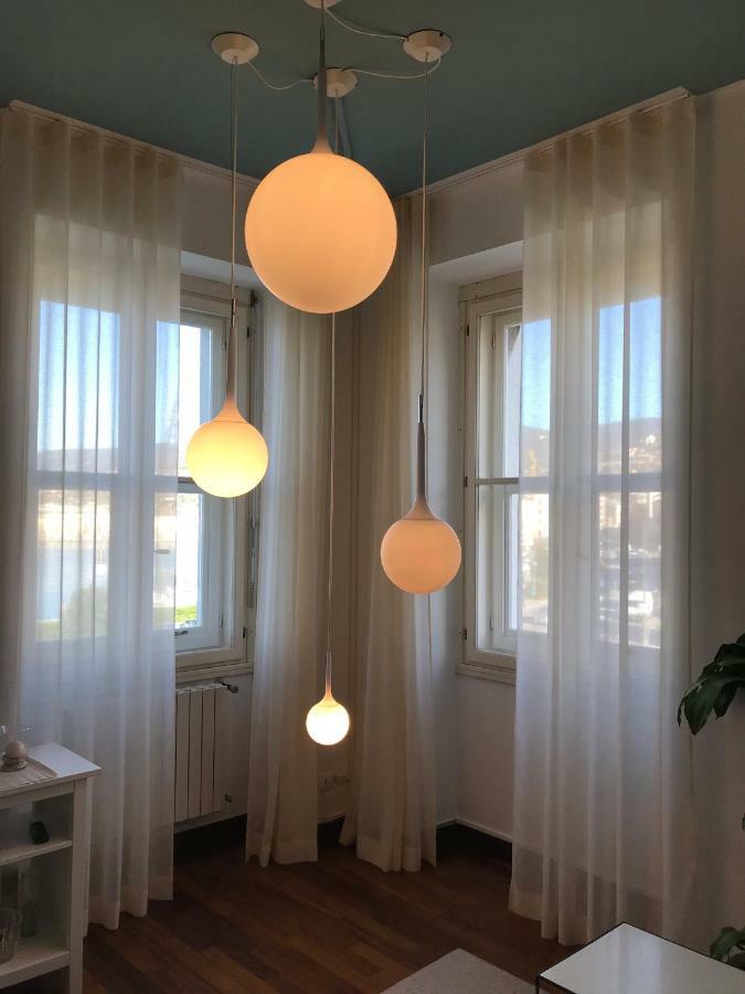 Pep'S Rooms By The Sea Trieste Extérieur photo